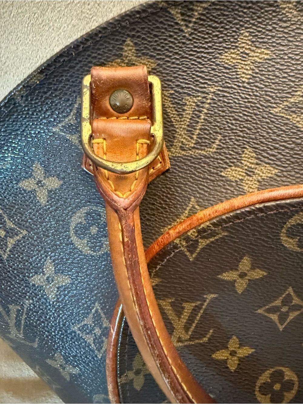 Louis Vuitton Monogram Ellipse PM - Picture 2 of 13